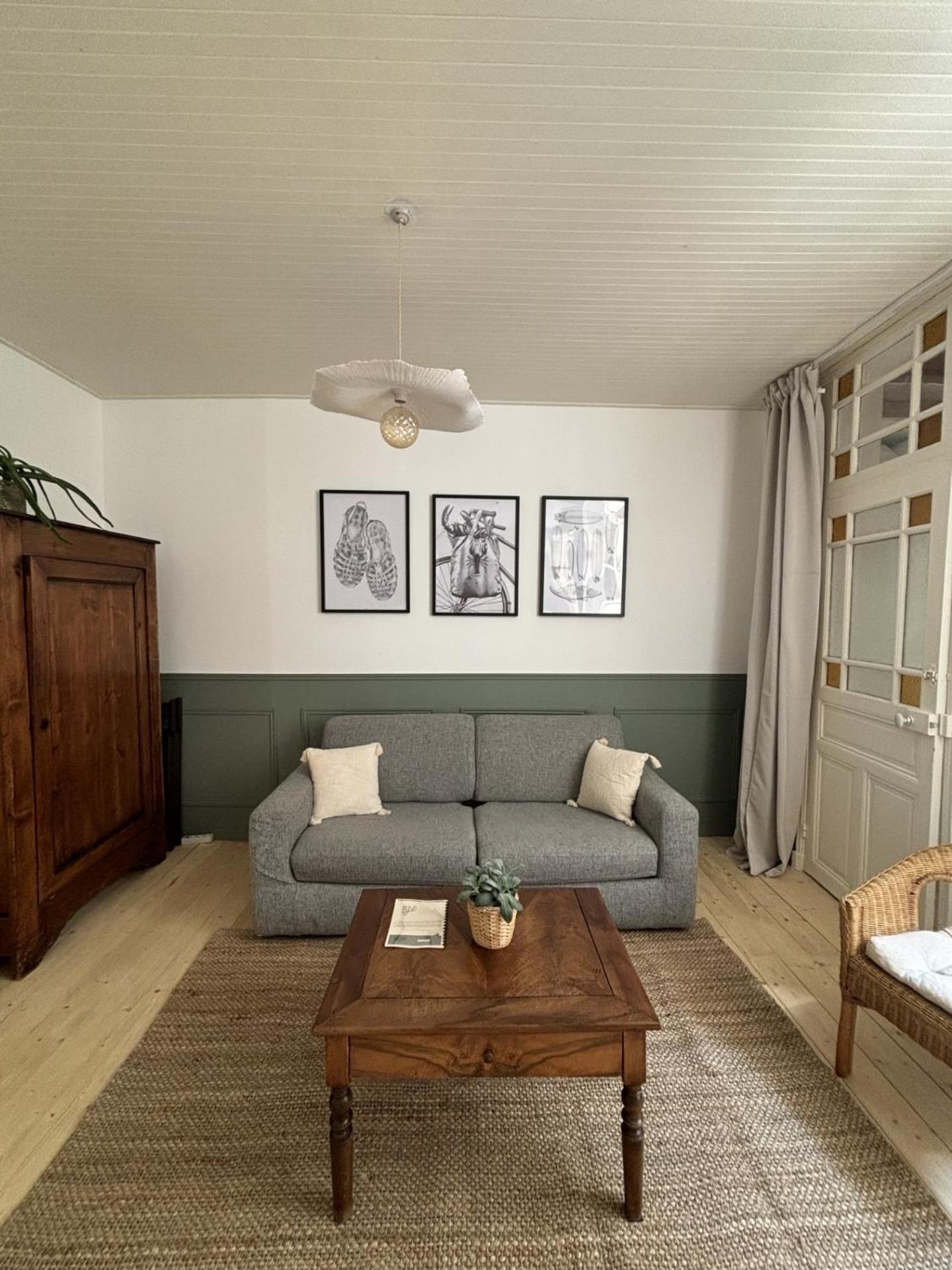 Gustave Charmant Appartement En Coeur De Ville A 20 Metres De La Mer Les Sables-dʼOlonne Esterno foto